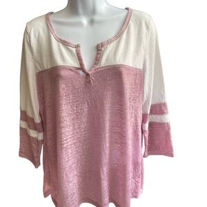 Women’s t shirt size L